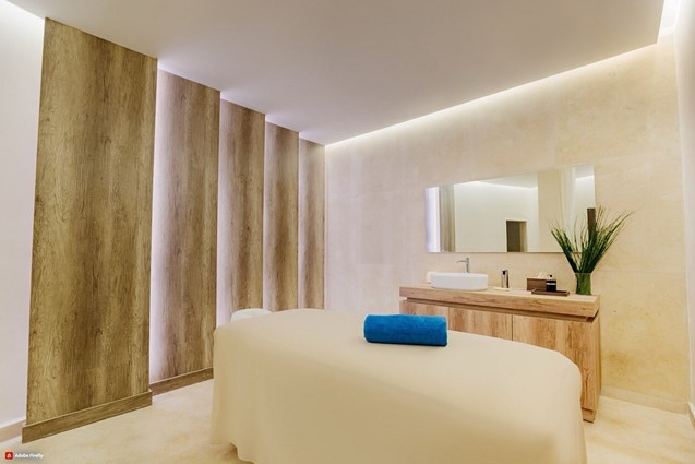 Tigmahl.The Maji Beach Boutique Hotel